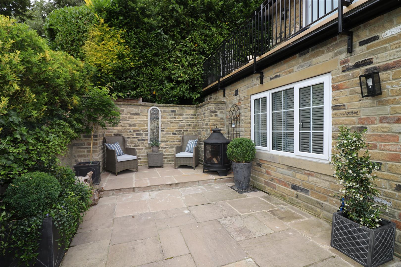 House Detached Underwood Drive Rawdon